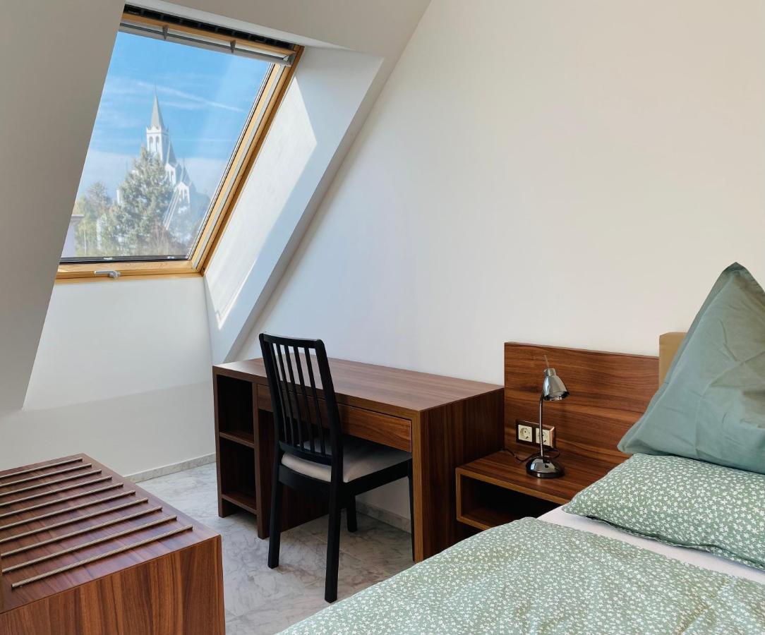 Lotusbluete Appartement In Heviz Mit Tiefgarage Und Panoramaterrasse Ngoại thất bức ảnh